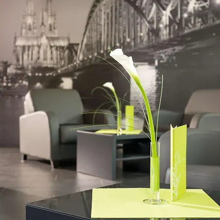 Essential By Dorint Koeln-junkersdorf