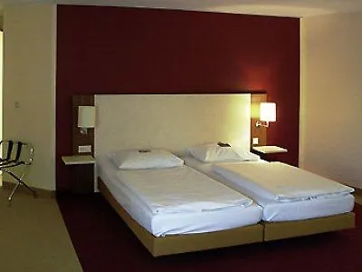 Hotel Essential By Dorint Koeln-junkersdorf